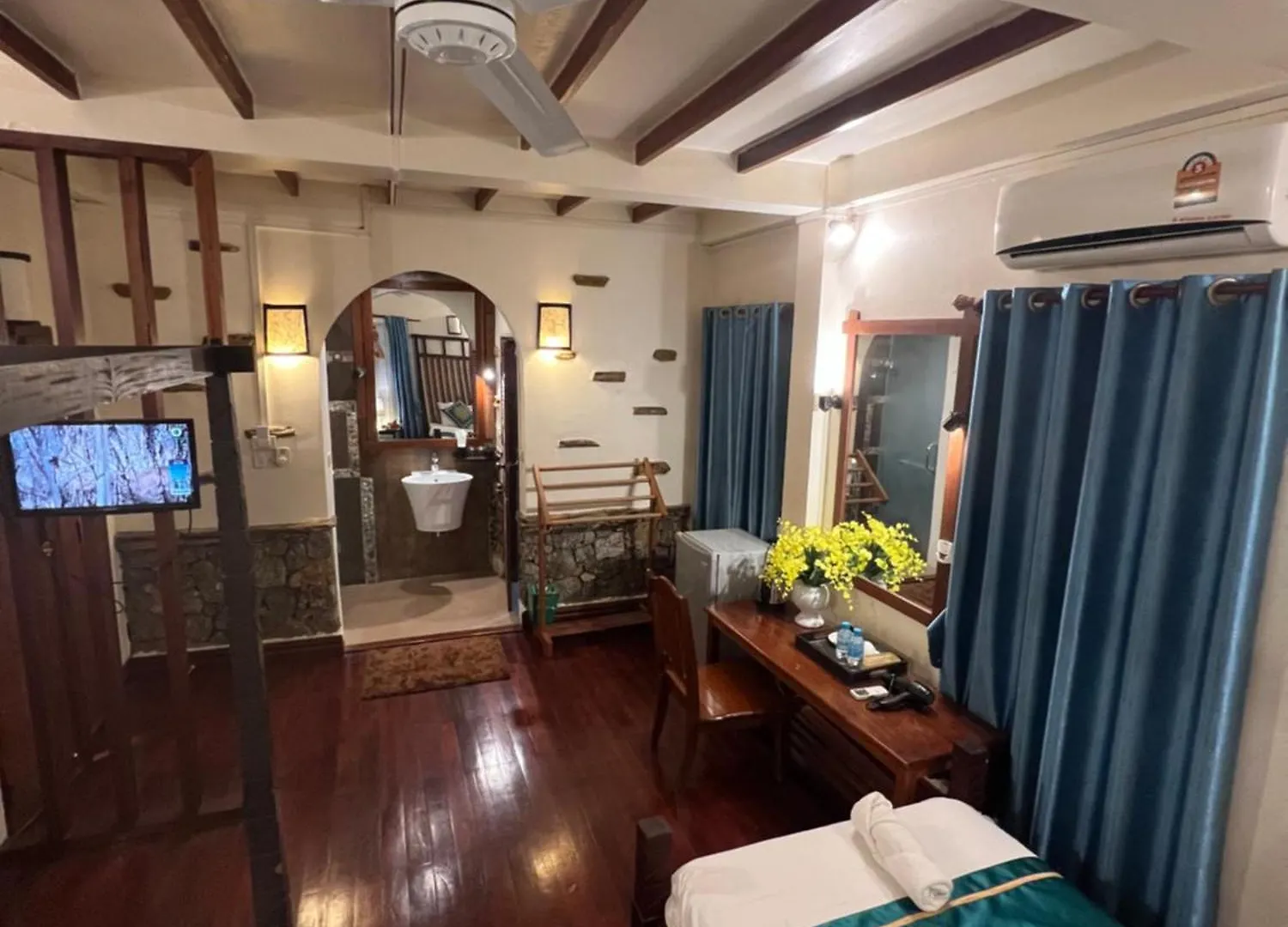 ***  Chaluenxay Legend Hotel Luang Prabang Laos